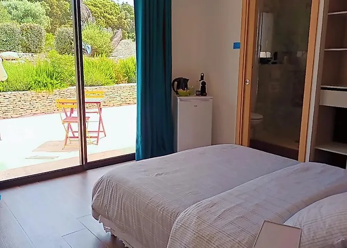 Agreable Dans Le Maquis Bed & Breakfast 3*